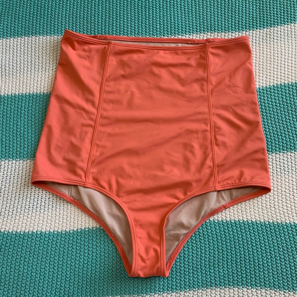 ✨SOLD✨ Kortni Jeane Extended High Waist Bottoms